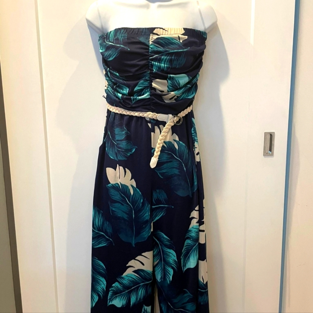 Venus size small floral jumpsuit